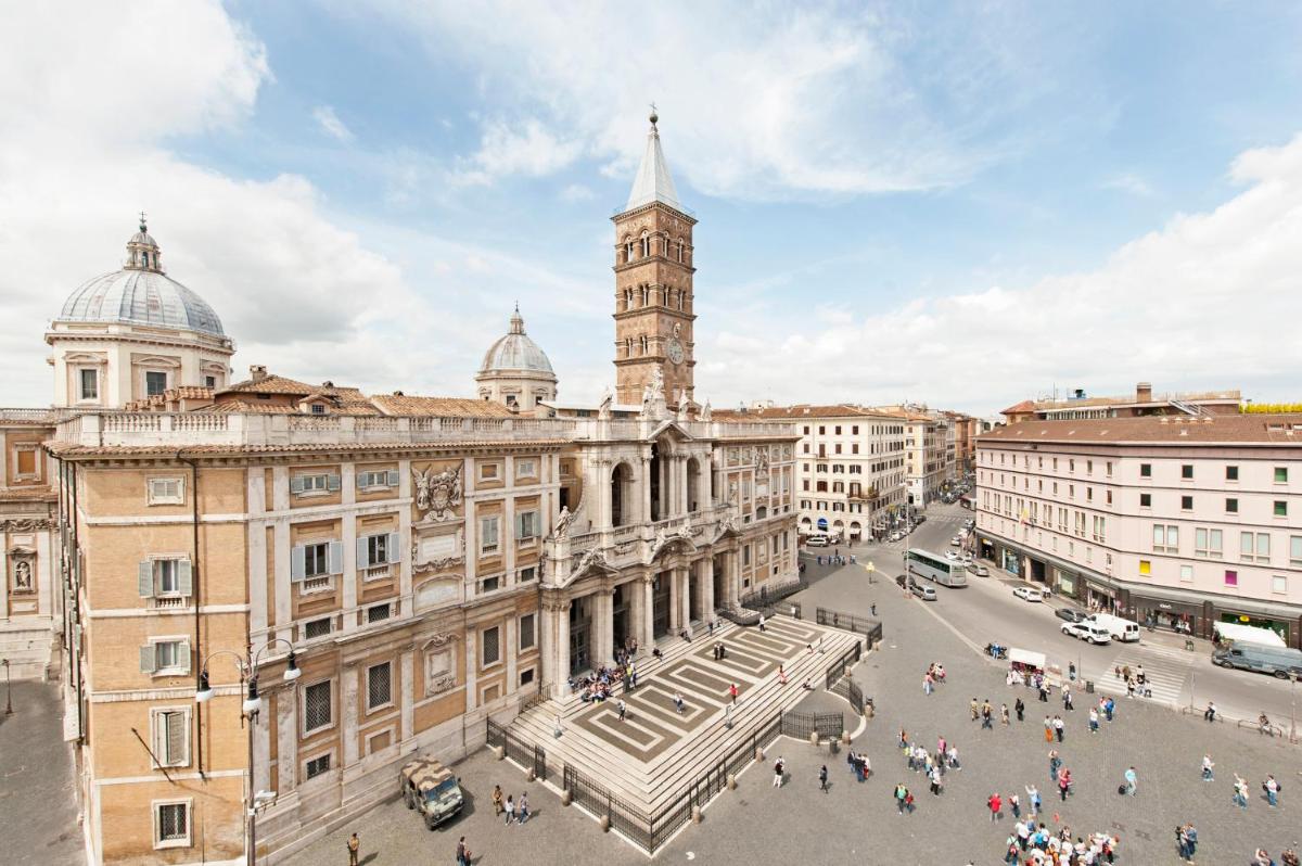 Santa Maria Maggiore House - image 5