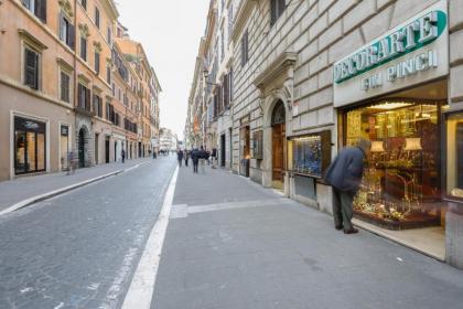 Piazza di Spagna Apartment - image 17