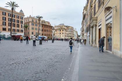 Piazza di Spagna Apartment - image 19