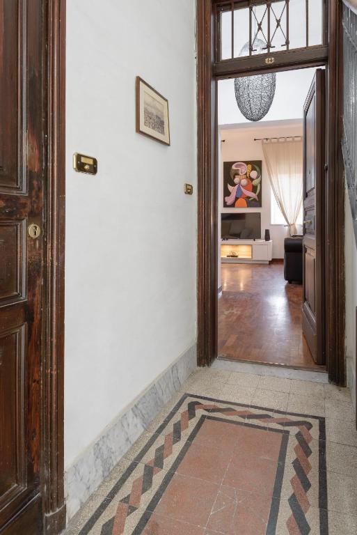 Piazza di Spagna Apartment - image 7