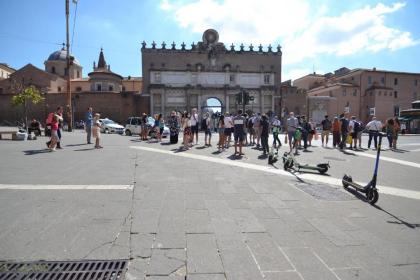 Glamour Spanish Steps - image 10