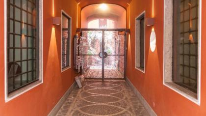 Orso Suite Apartment - image 20