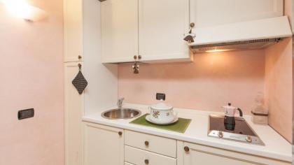 Orso Suite Apartment - image 5