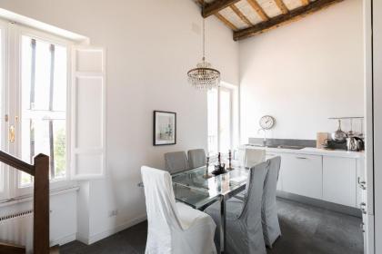 Trastevere Charming Penthouse - image 11