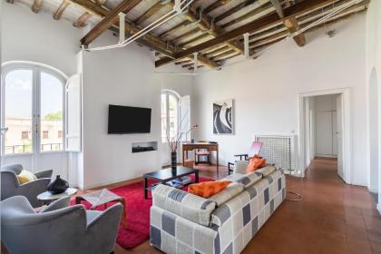 Trastevere Charming Penthouse - image 20