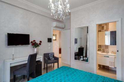 Dreamsrome Suites - image 12