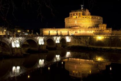 Rome La Sapienza Apartment - image 5