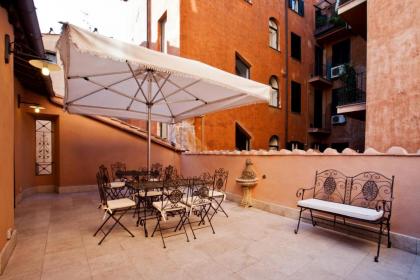 LM Suites Spagna - image 19