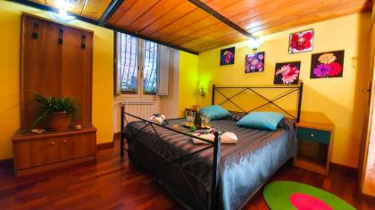 La Casa Simpatia Verde Roma - Free secure parking if you book 3 nights - image 10