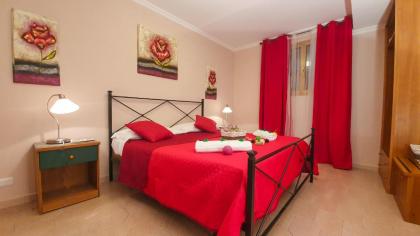 La Casa Simpatia Verde Roma - Free secure parking if you book 3 nights - image 12