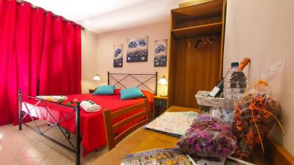 La Casa Simpatia Verde Roma - Free secure parking if you book 3 nights - image 17