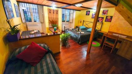 La Casa Simpatia Verde Roma - Free secure parking if you book 3 nights - image 5