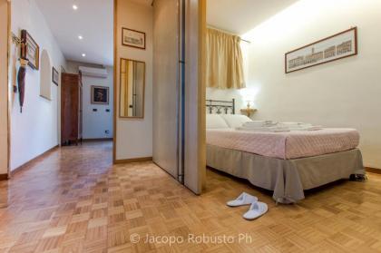 Sant'Ivo Apartments - image 14