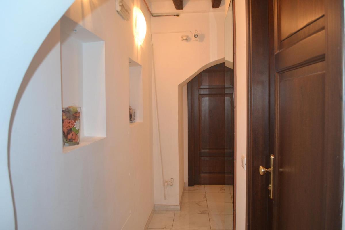 Suites Imperiali Guest House - image 4