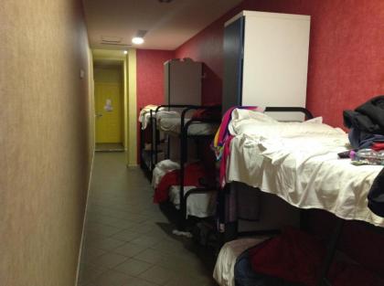 Youth Station Hostel - image 10