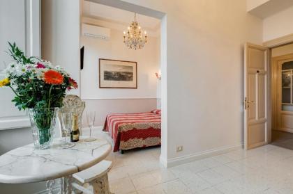 Rome Charming Suites - image 16