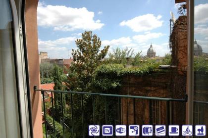 Apartment Sant'Onofrio - image 15