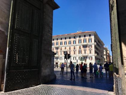 900 Piazza del Popolo - image 10