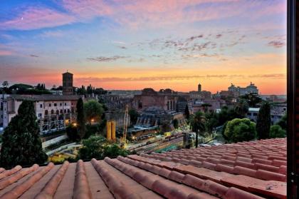 Fori Imperiali Apartment - image 1