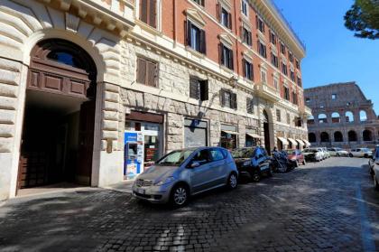 Fori Imperiali Apartment - image 3