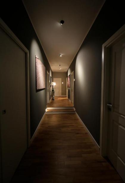 K Rooms - image 9