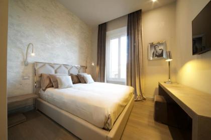 Vittoriano Luxury Suites - image 5