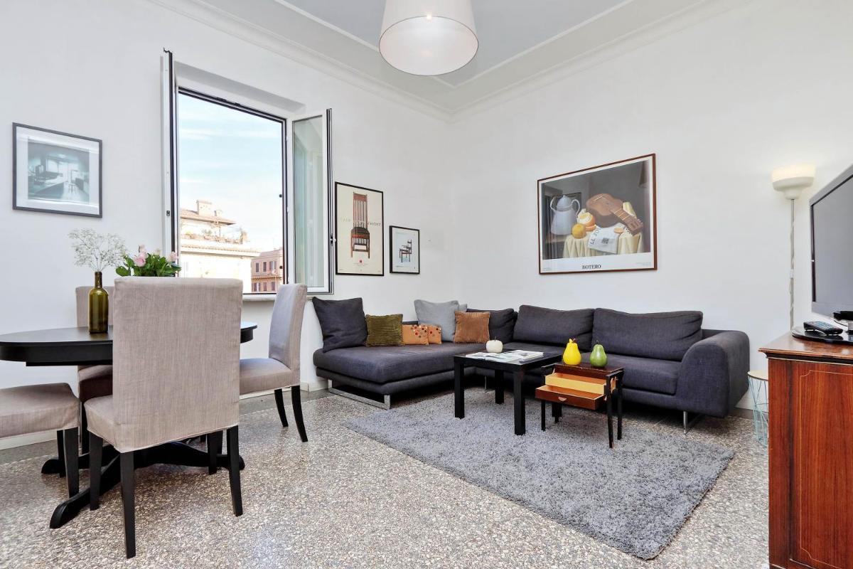 Piazza Capponi Apartment - image 2