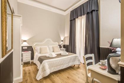 Suite in Rome Veneto - image 15