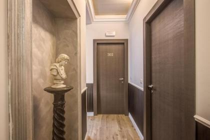 Suite in Rome Veneto - image 20