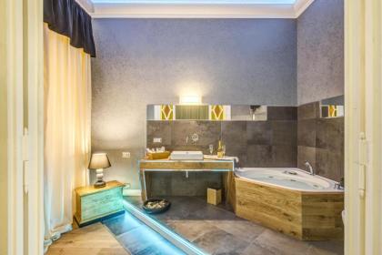 Suite in Rome Veneto - image 3