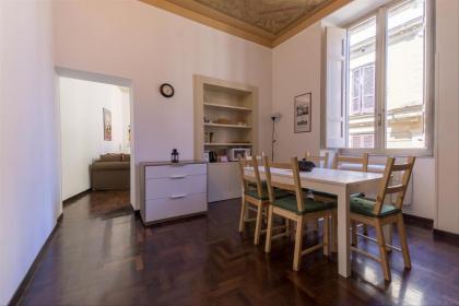 Palazzo Borghese Lovely Flat - image 12