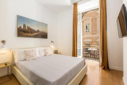 Amazing Piazza Venezia Suites - image 11