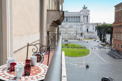 Amazing Piazza Venezia Suites - image 20