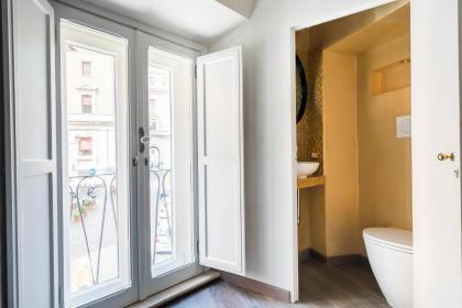 Trastevere Luxury Design Apartment - image 13