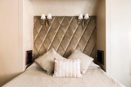 Trastevere Luxury Design Apartment - image 5