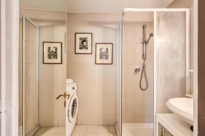 TRASTEVERE - Stylish Good Vibes Apartment - image 12