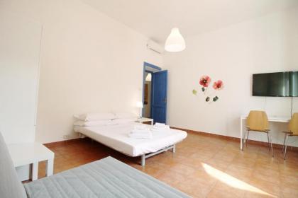 Colosseum Super Family Apartment - image 16