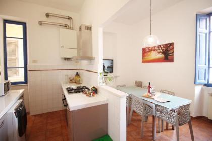 Colosseum Super Family Apartment - image 7