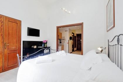 4BNB - Cavour Square Apartment - image 16