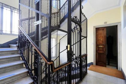 Prestigious Apartment Via Veneto - image 20