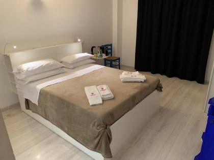 Tiburtina Suites Roma - image 16