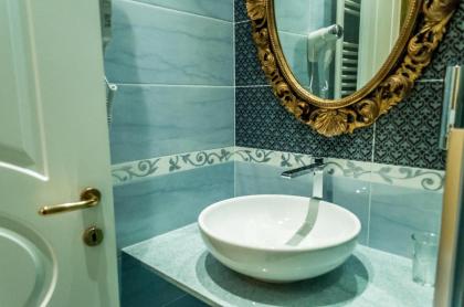 Impero Vaticano Suites Guest House - image 17