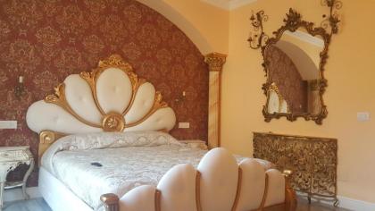 Impero Vaticano Suites Guest House - image 4