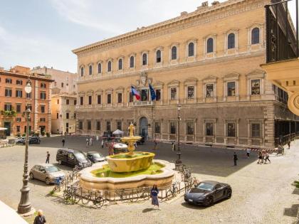 Farnese stylish apartment | Romeloft - image 1