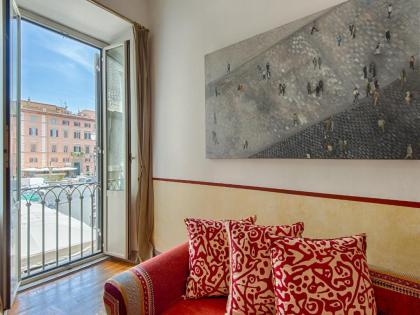 Farnese stylish apartment | Romeloft - image 19