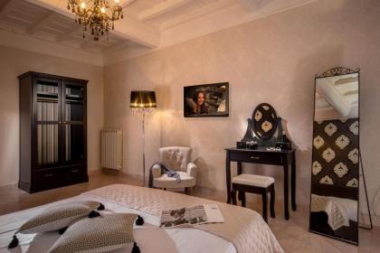 Mario's apartament in the Spanish Steps - image 14