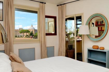 Sant'Onofrio Terrace Apartment - image 15