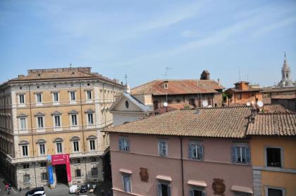 Piccola Navona Roof Garden - image 20