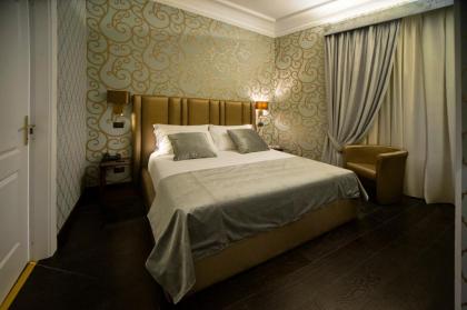 Via Veneto Suites - image 14