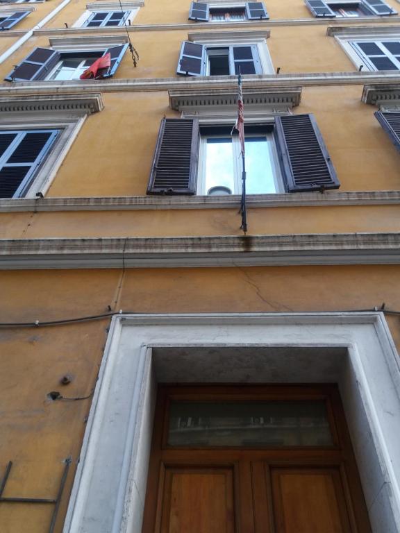 FEDERICA'S APARTMENT IN ROME - image 3